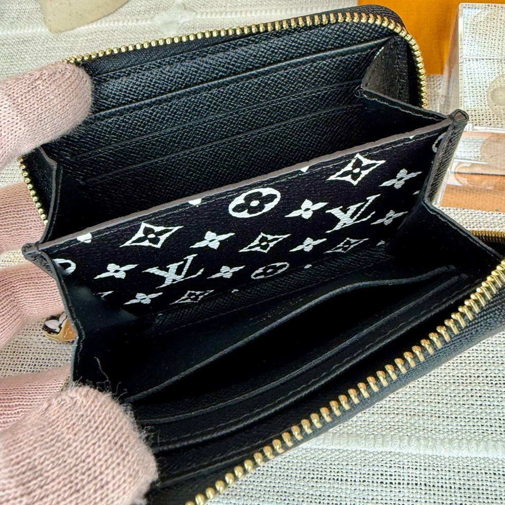 NEW! Louis Vuitton Monogram Giant Jungle Zippy Coin Purse Wallet - Picture 12 of 16